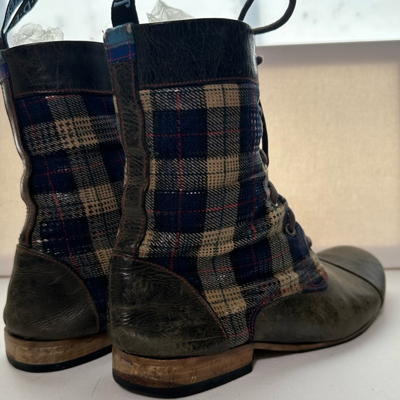 John Fluevog Blue plaid Lace-Up Boots - Picture 6 of 7